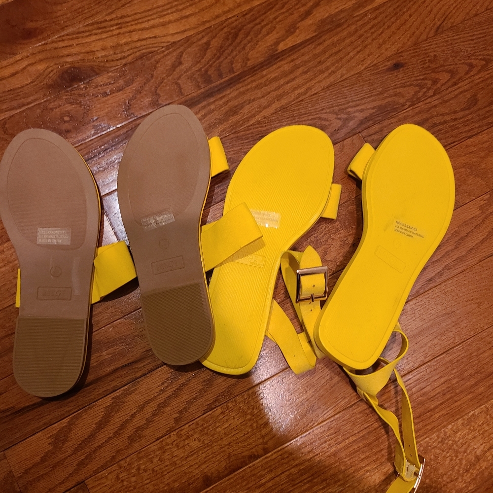 Yellow sandals - Picture 3 of 3